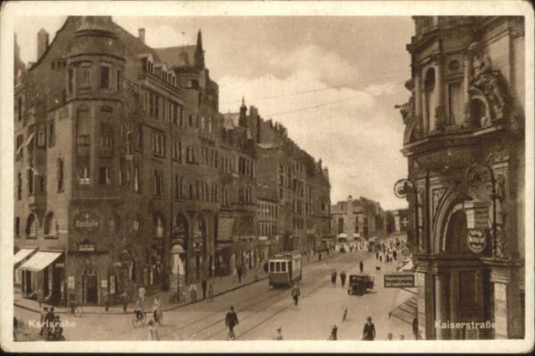 Karlsruhe Strassenbahn Kaiserstrasse