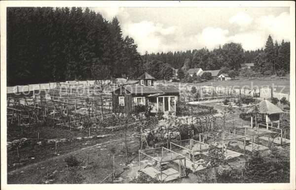 Isabellengruen Elite-Pelztierfarm Saaletalsperre