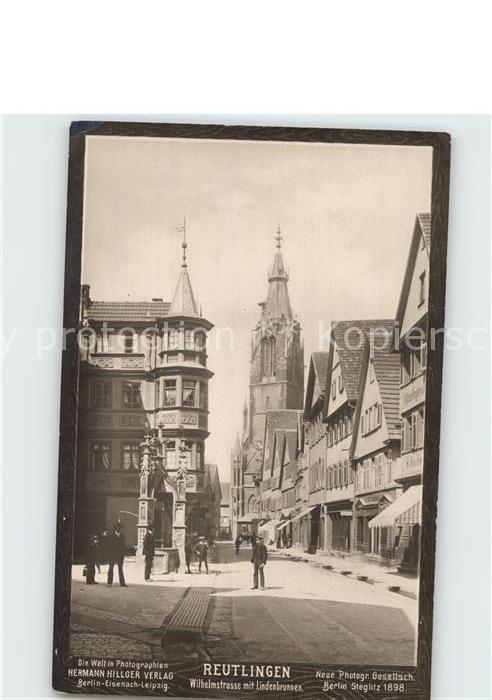 Reutlingen Wilhelmstrasse mit Lindenbrunnen