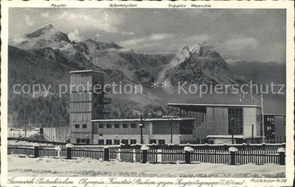 Garmisch-Partenkirchen Olympia Kunsteisstadion mit Zugspitzgruppe