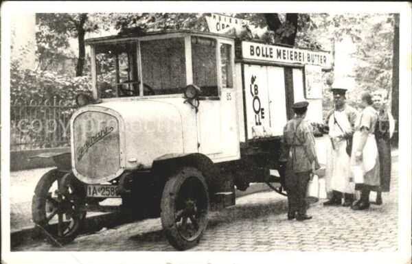 Berlin Verkaufswagen Boll Meierei Buttter