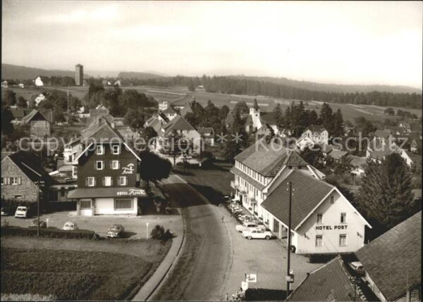 Dobel Schwarzwald Strassenpartie Autos Hotel Post