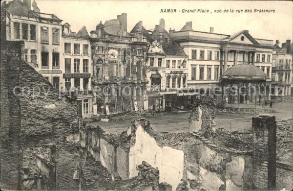 Namur Wallonie Grand  Place vue de la rue des Brasseurs