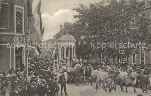 Esch-Sur-Alzette Historisch-Allegorischer Festung Schlusswagen und Apotheose