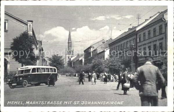 Memel Ostpreussen Marktstrasse mit Sankt Johanniskirche Autobus