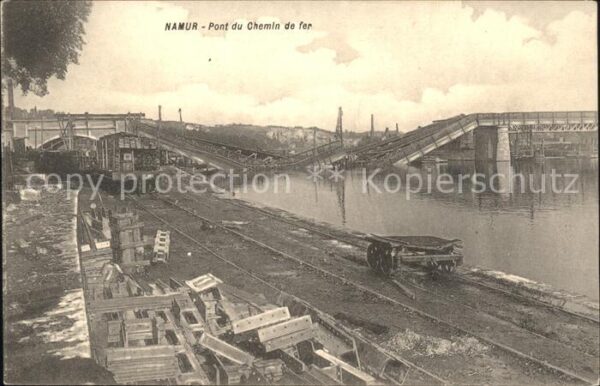 Namur Wallonie Pont du Chemin de fer detruit zerstoerte Eisenbahnbruecke 1. Welt