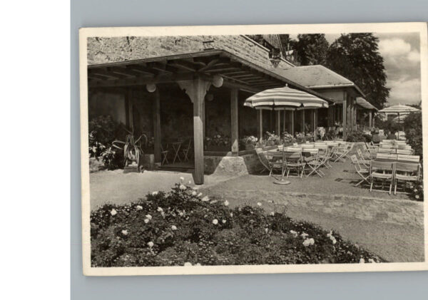 Langenburg Wuerttemberg Schloss-Cafe im Rosengarten