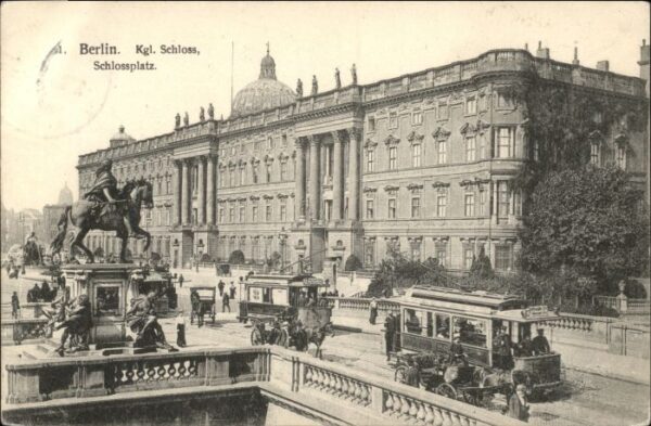 Berlin Schlossplatz