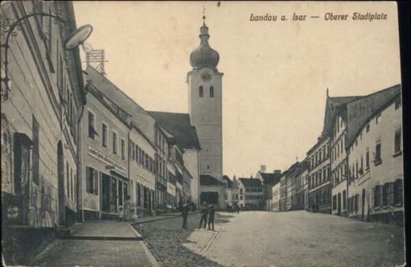 Landau Isar Stadtplatz