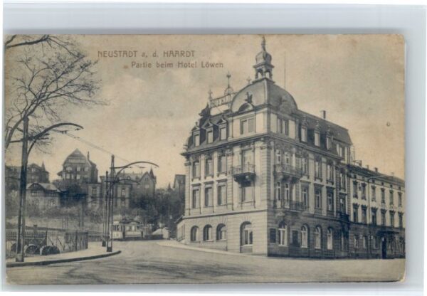 Neustadt Weinstrasse Hotel Loewen Strassenbahn