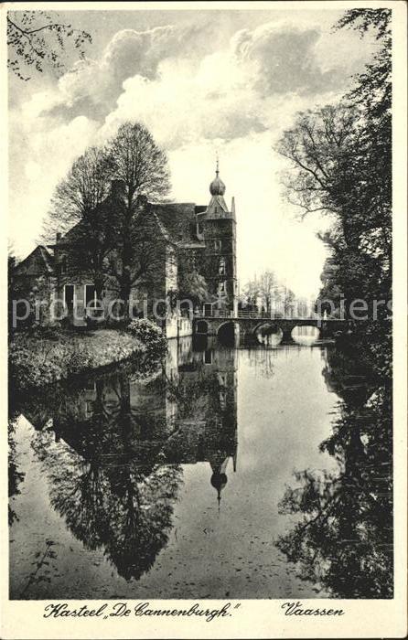 Vaassen Kasteel De Cannenburgh Schloss Wasserspiegelung