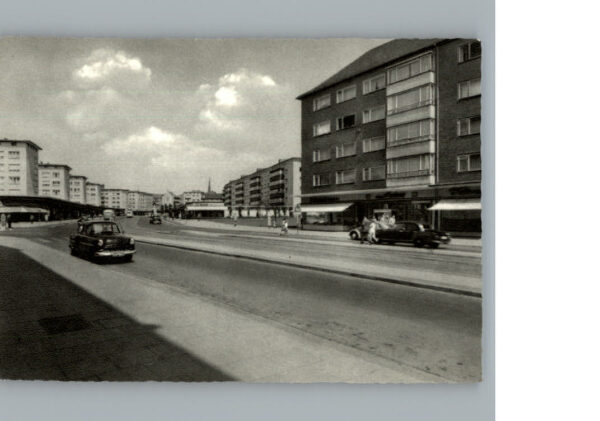 Kiel Ostsee Holtenauerstrasse