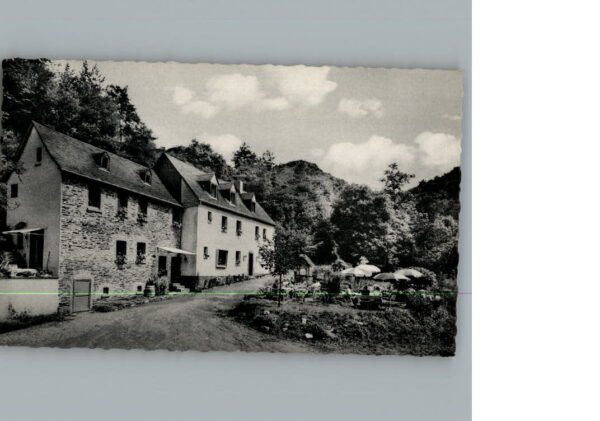 Roes Gaststaette Pension  Zur Roeser Muehle