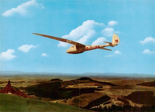 Segelflug Gliding Vol-Voile Vuolo-a-Vela Volo-a-Vela-- Die Rhoen Wasserkuppe Pet