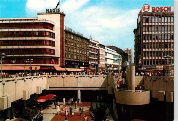Hannover Blick in Bahnhofstrasse und Passerelle