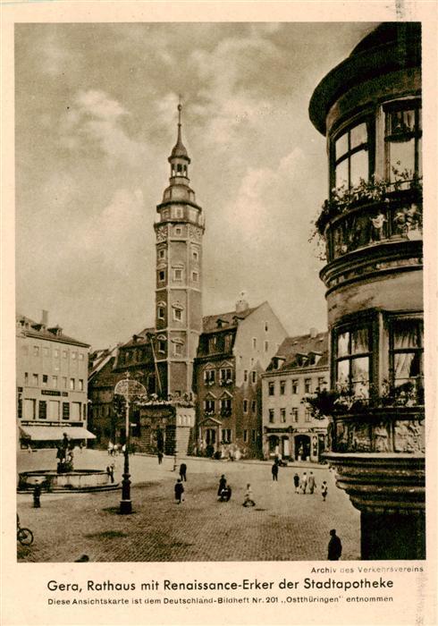 Gera Rathaus mit Renaissance Erker der Stadtapotheke