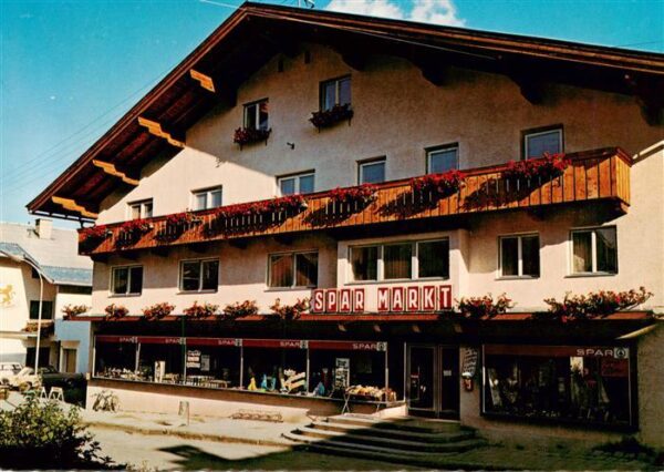 Soell Tirol AT Pension Rott mit SPAR Markt