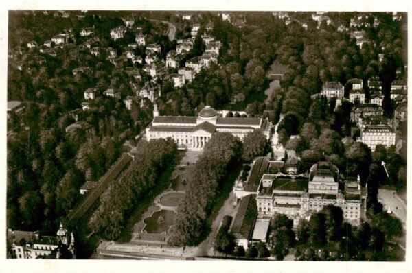 Wiesbaden Heinrich Gluecklich Haus am Kurpark Fliegeraufnahme