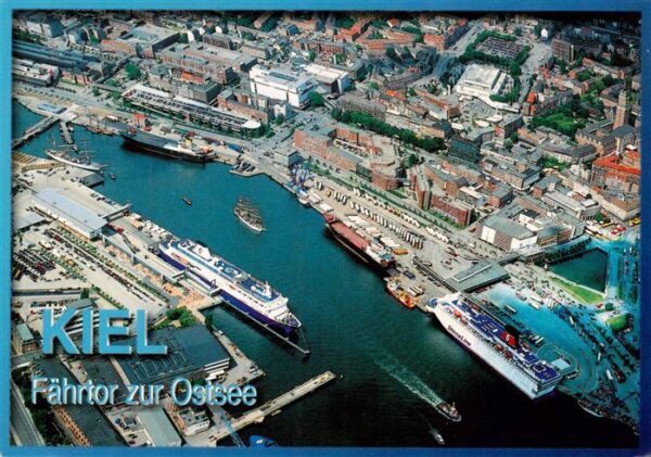 Kiel Faehrtor zur Ostsee City Schweden- und Norwegenkai