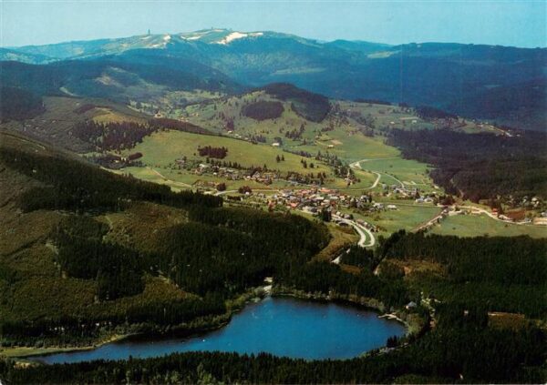 Altglashuetten mit Windgfaellweiher Schwarzwald