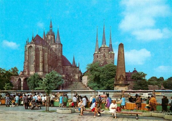 Erfurt Domplatz mit Dom und Severikirche