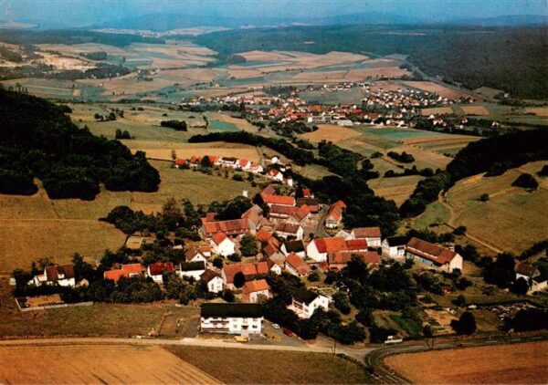 Schellbach Knuellwald mit Blick auf Remsfeld