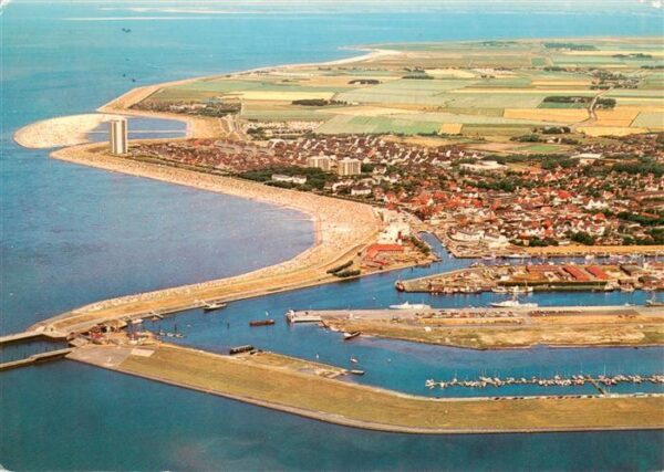 Buesum Nordseebad Hafenanlagen Ort und Korbstrand Fliegeraufnahme