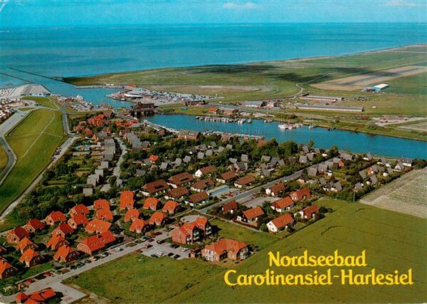 Carolinensiel-Harlesiel Ostfriesland Fliegeraufnahme mit Hafen und Feriendorf de