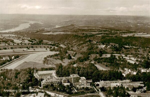 Arenberg Koblenz Fliegeraufnahme mit Roter Hahn