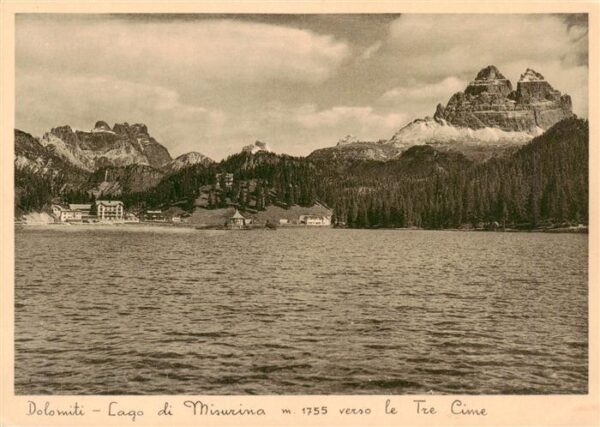 Dolomiti  Dolomiten IT Lago di Misurina verso le Tre Cime
