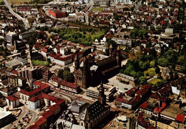 Worms Rhein Fliegeraufnahme mit Dom