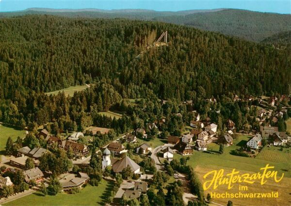 Hinterzarten Fliegeraufnahme mit Adlerschanze