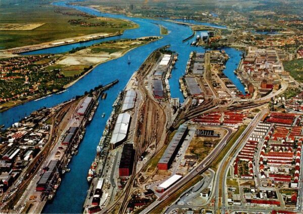 Bremen Hafen Fliegeraufnahme
