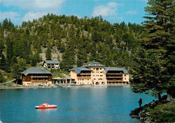 Turrachersee Turracherhoehe 1783m Kaernten Steiermark Seehotel Jaegerwirt