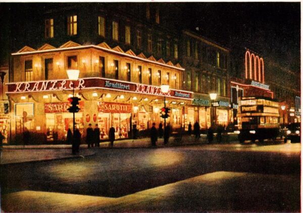 Berlin Unter den Linden Ecke Friedrichstrasse Cafe Kranzler