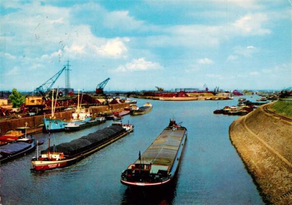 Duisburg  Ruhr Am Kaiserhafen