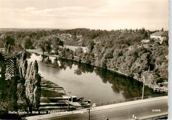 Halle  Saale Blick zum Paedagogischen Institut