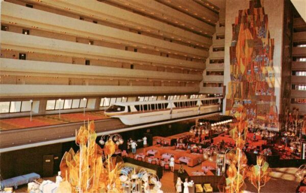 Orlando Florida Grand Canyon Concourse Contemporay Resort