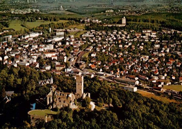 Koenigstein  Taunus Fliegeraufnahme mit Burgruine