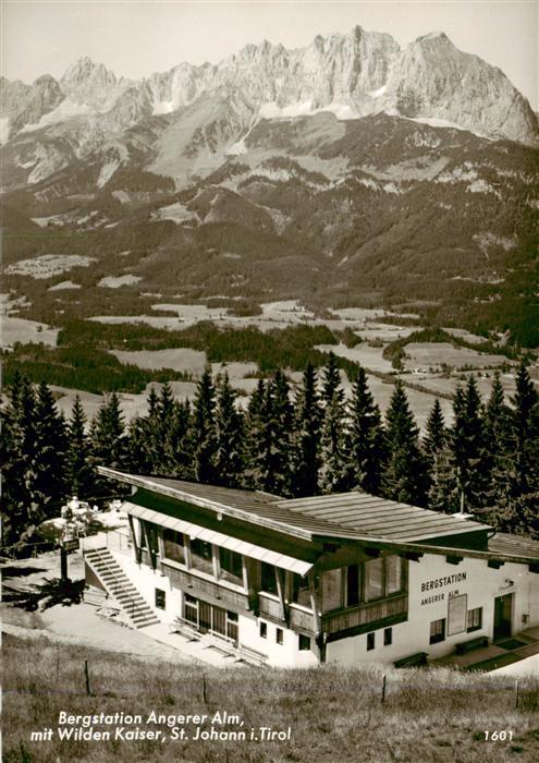 St Johann Tirol Bergstation Angerer Alm mit Wilden Kaiser