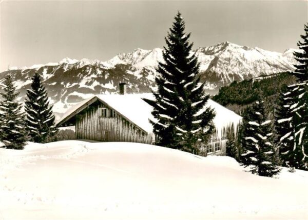 Fischen Allgaeu Berggasthaus Wannenkopfhuette Winterlandschaft Allgaeuer Alpen
