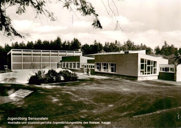 Kassel Jugendburg Sensenstein Jugendbildungsstaette des Kreises Kassel
