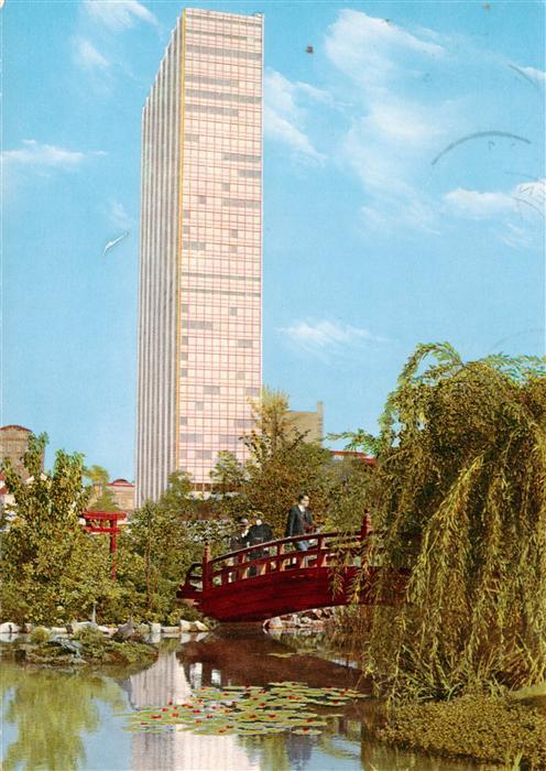 Leverkusen Blick vom jap Garten auf das Bayer Hochhaus